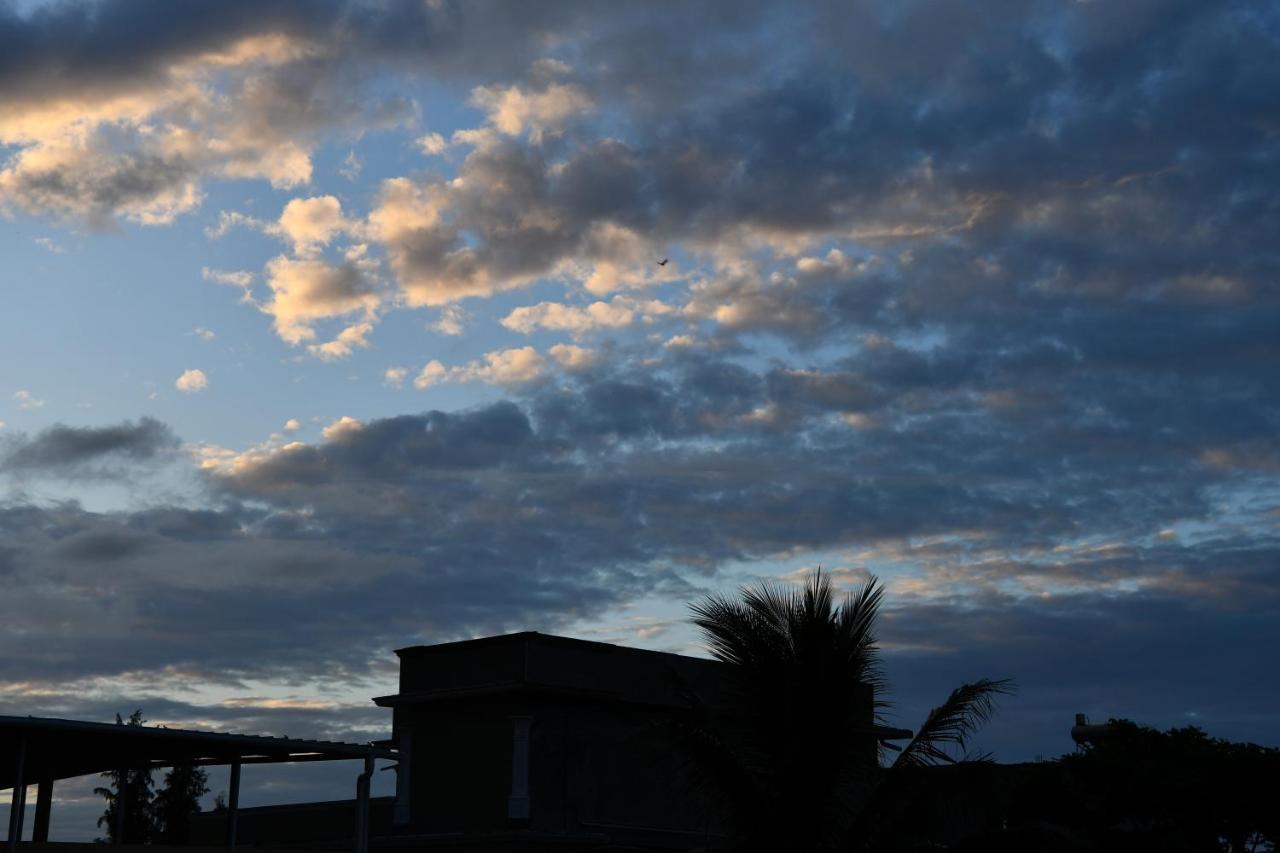 Bel Appartement Proche De La Plage Trou Aux Biches Luaran gambar